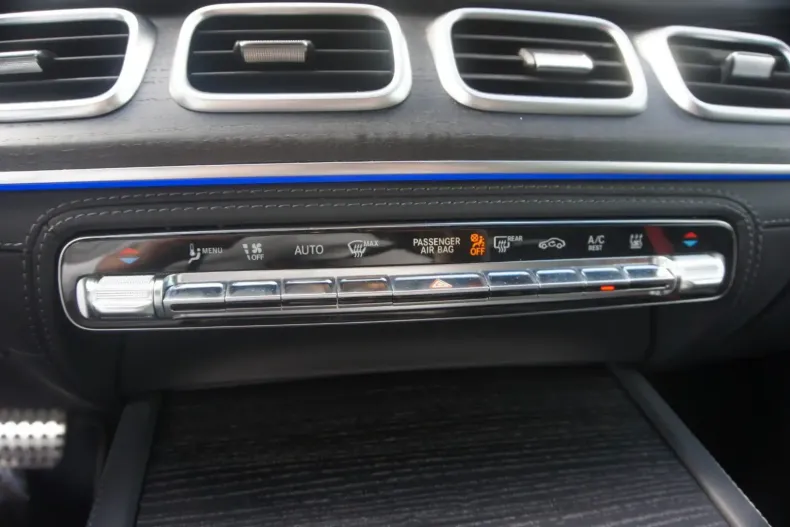 Mercedes-Benz GLE 63 AMG din 2023 cu 8.312 km - oferta MER107847 - foto 8