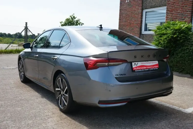 Skoda Octavia din 2024 cu 7.420 km - oferta SKO107859 - foto 4