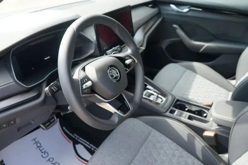 Skoda Octavia din 2024 cu 7.420 km - oferta SKO107859 - foto 7