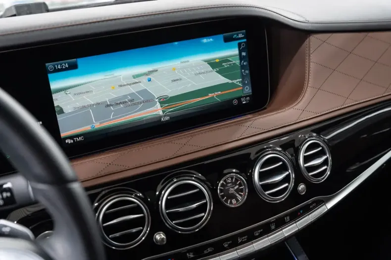 Mercedes-Benz S 560 din 2020 cu 6.459 km - oferta MER107861 - foto 20