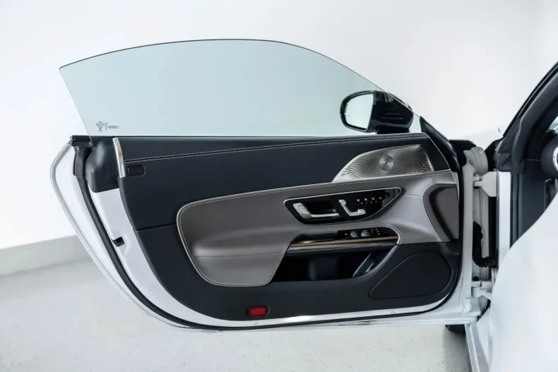 Mercedes-Benz SL 63 AMG din 2023 cu 23.000 km - oferta MER107862 - foto 18