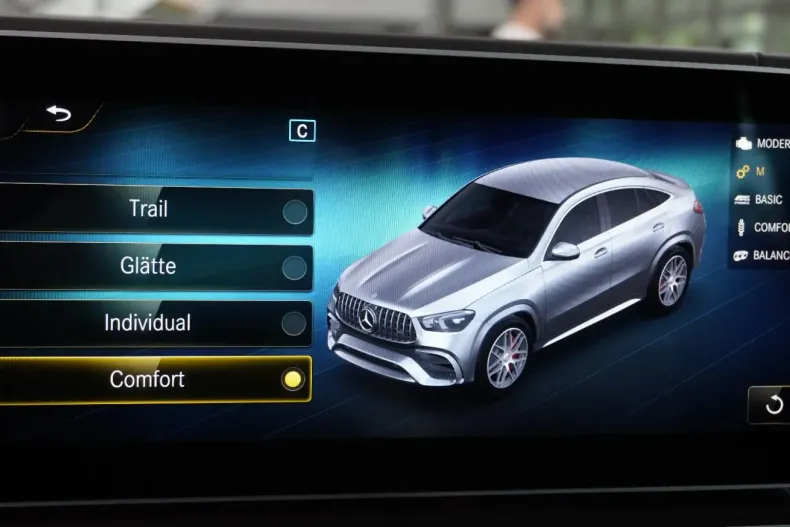 Mercedes-Benz GLE 63 AMG din 2023 cu 21.980 km - oferta MER107869 - foto 17