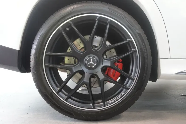 Mercedes-Benz GLE 63 AMG din 2023 cu 21.980 km - oferta MER107869 - foto 28