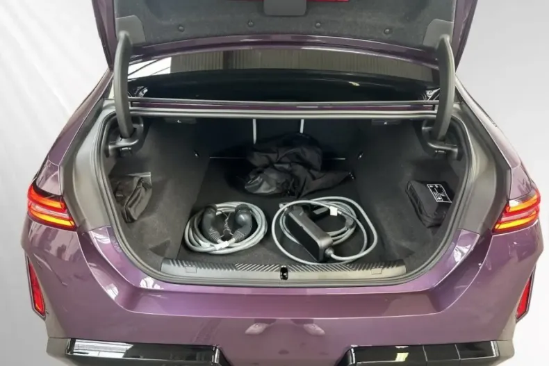 BMW M5 din 2024 cu 8.200 km - oferta BMW107870 - foto 13