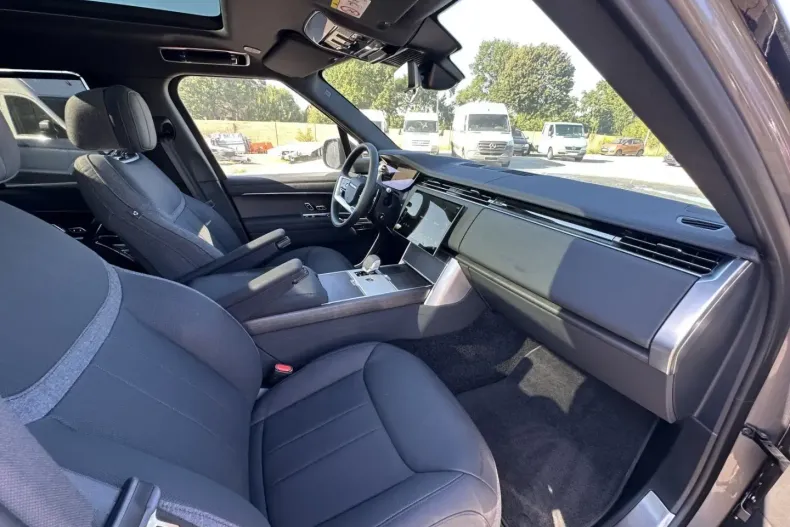 Land Rover Range Rover din 2024 cu 9.500 km - oferta LAN107874 - foto 19