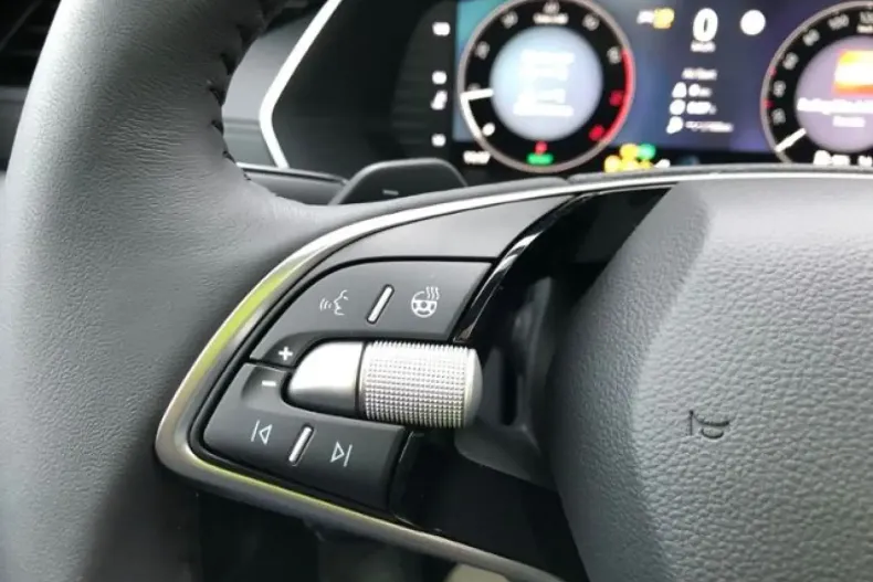 Skoda Octavia din 2024 cu 8.500 km - oferta SKO107876 - foto 16