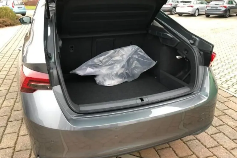 Skoda Octavia din 2024 cu 8.500 km - oferta SKO107876 - foto 23