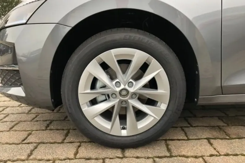 Skoda Octavia din 2024 cu 8.500 km - oferta SKO107876 - foto 25