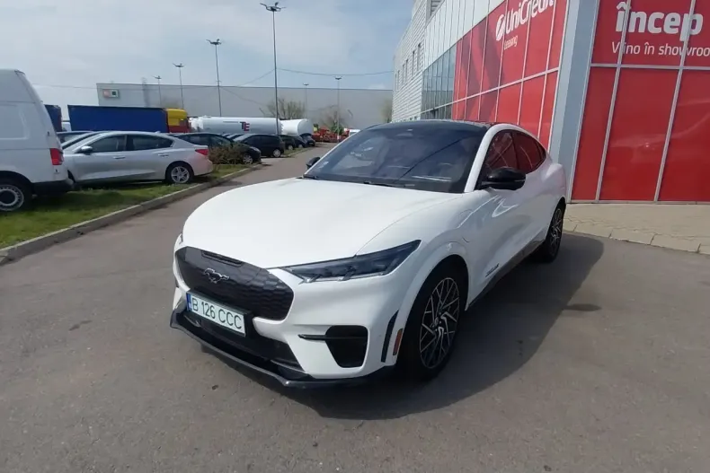 Ford Mustang Mach-E din 2023 cu 69.642 km - oferta FOR107886 - foto 7