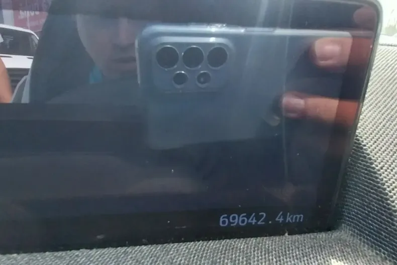 Ford Mustang Mach-E din 2023 cu 69.642 km - oferta FOR107886 - foto 12