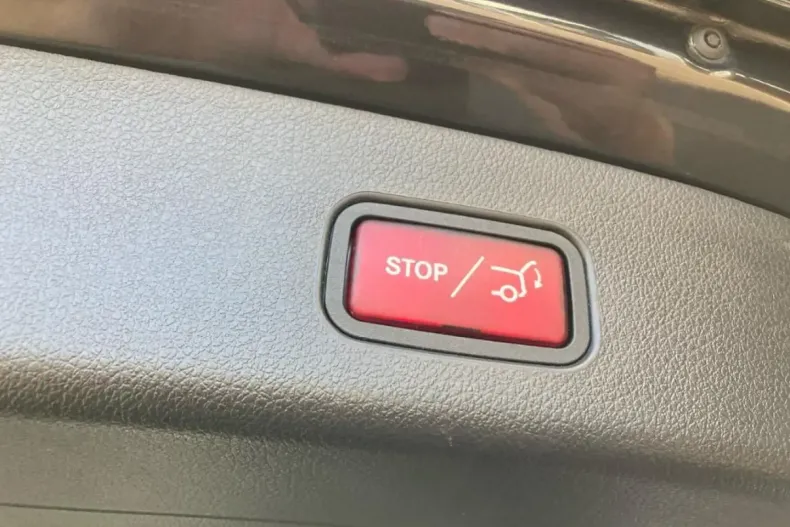 Mercedes-Benz GLC 200 din 2023 cu 37.498 km - oferta MER107891 - foto 17