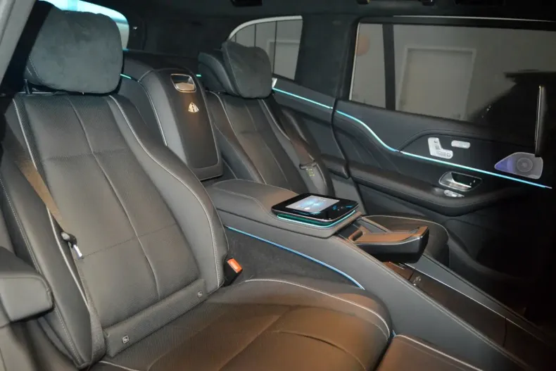 Mercedes-Benz GLS 600 din 2023 cu 14.161 km - oferta MER107901 - foto 21