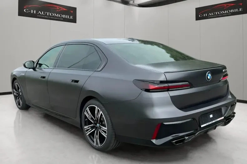 BMW M760 din 2025 cu 9.400 km - oferta BMW107910 - foto 5