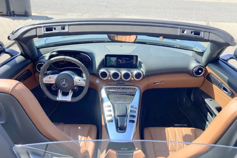 Mercedes-Benz AMG GT C din 2021 cu 20.800 km - oferta MER107912 - foto 8