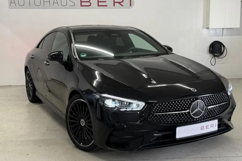 Mercedes-Benz CLA 200 din 2024 cu 37.000 km - oferta MER107914 - foto 1