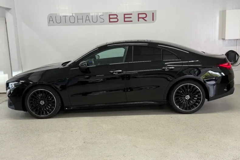 Mercedes-Benz CLA 200 din 2024 cu 37.000 km - oferta MER107914 - foto 4