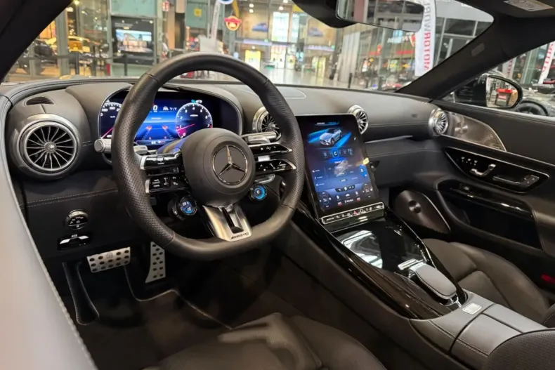 Mercedes-Benz SL 63 AMG din 2024 cu 10.050 km - oferta MER107921 - foto 15