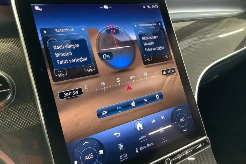 Mercedes-Benz GLC 220 din 2024 cu 11.300 km - oferta MER107936 - foto 7