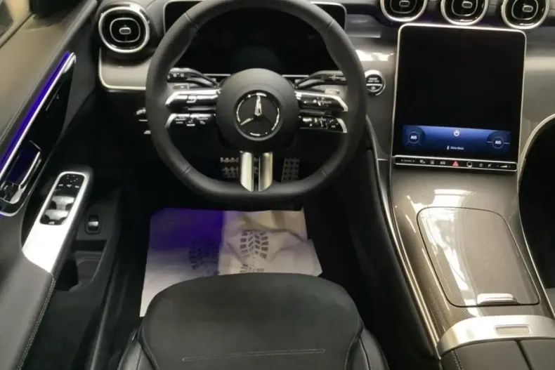 Mercedes-Benz GLC 220 din 2024 cu 11.300 km - oferta MER107936 - foto 9