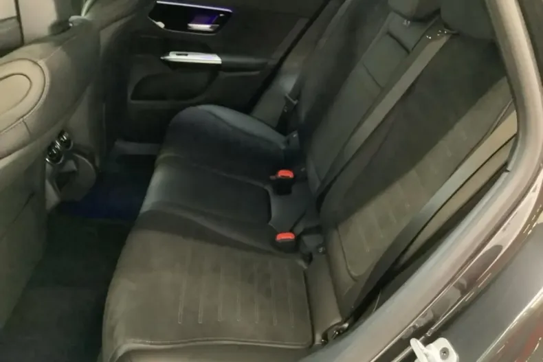 Mercedes-Benz GLC 220 din 2024 cu 11.300 km - oferta MER107936 - foto 15