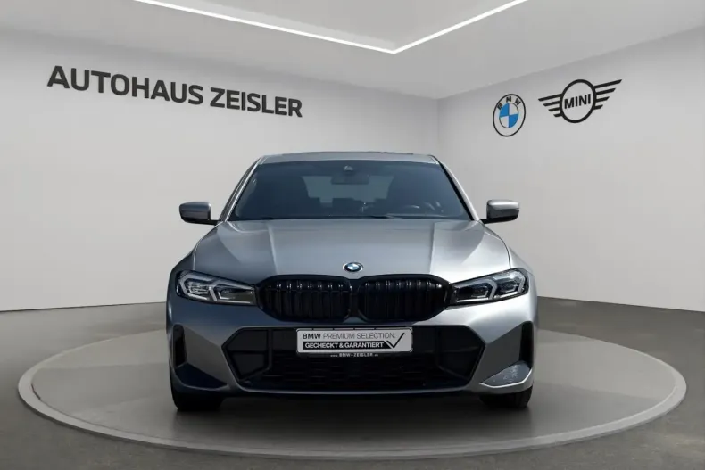 BMW 330 din 2024 cu 16.300 km - oferta BMW107937 - foto 5