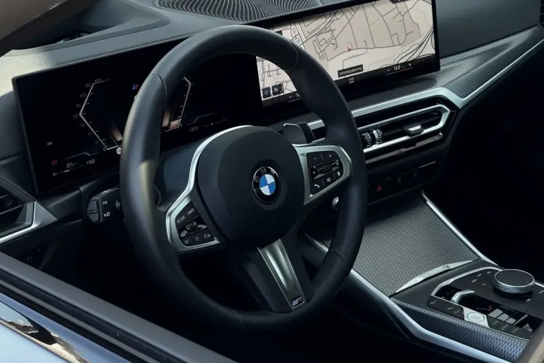 BMW 330 din 2024 cu 16.300 km - oferta BMW107937 - foto 7