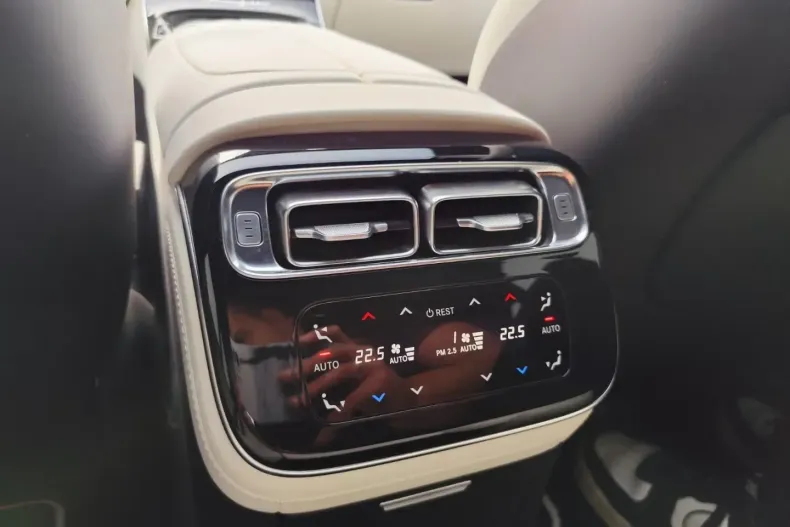 Mercedes-Benz S 400 din 2023 cu 58.351 km - oferta MER107951 - foto 10