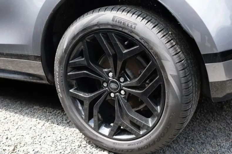 Land Rover Range Rover Evoque din 2023 cu 46.723 km - oferta LAN107952 - foto 5