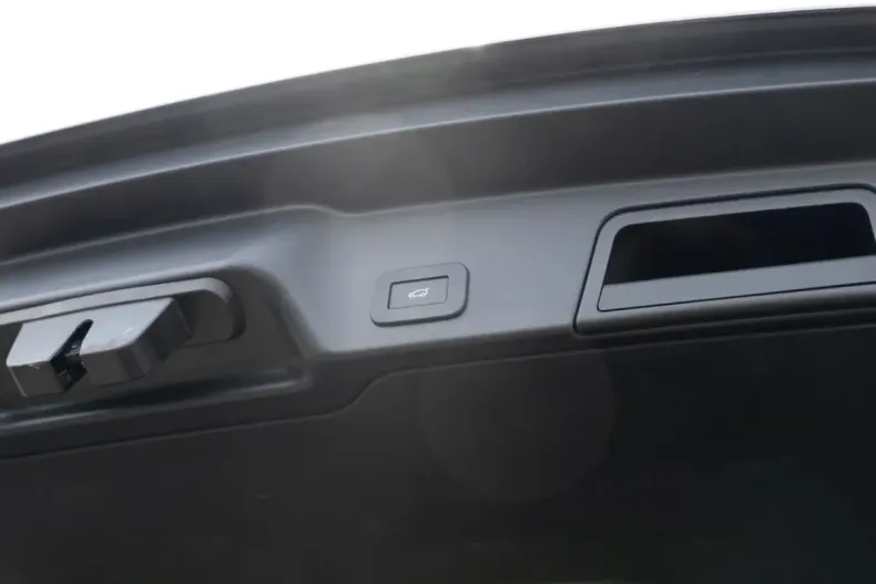 Land Rover Range Rover Evoque din 2023 cu 46.723 km - oferta LAN107952 - foto 7