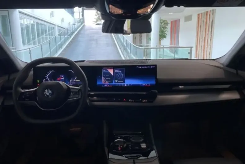 BMW 520 din 2024 cu 30.600 km - oferta BMW107955 - foto 6