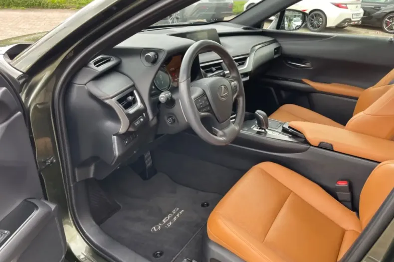 Lexus UX din 2021 cu 15.900 km - oferta LEX108008 - foto 7
