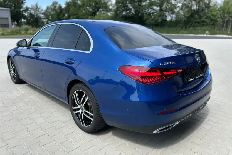 Mercedes-Benz C 220 din 2023 cu 65.103 km - oferta MER108013 - foto 4