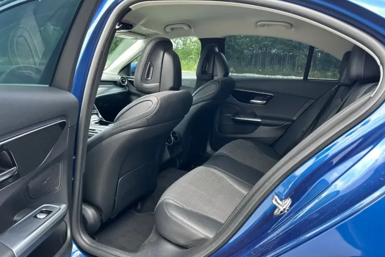 Mercedes-Benz C 220 din 2023 cu 65.103 km - oferta MER108013 - foto 16