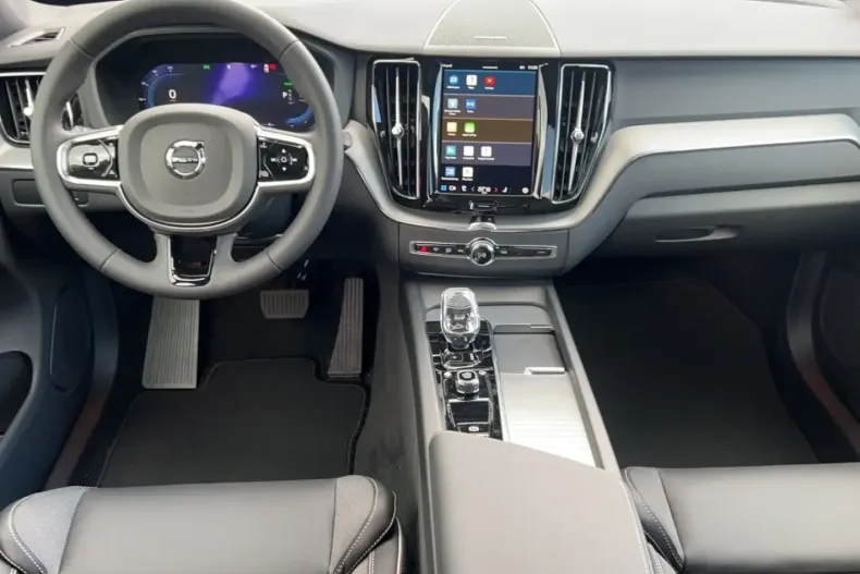 Volvo XC60 din 2024 cu 15.200 km - oferta VOL108014 - foto 10