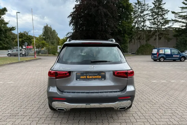 Mercedes-Benz GLB 220 din 2022 cu 34.000 km - oferta MER108015 - foto 6