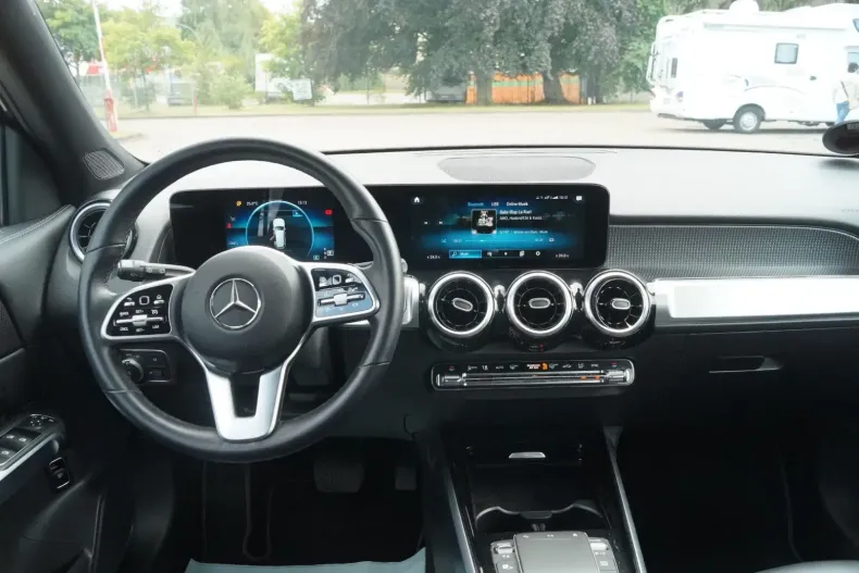 Mercedes-Benz GLB 220 din 2022 cu 34.000 km - oferta MER108015 - foto 13