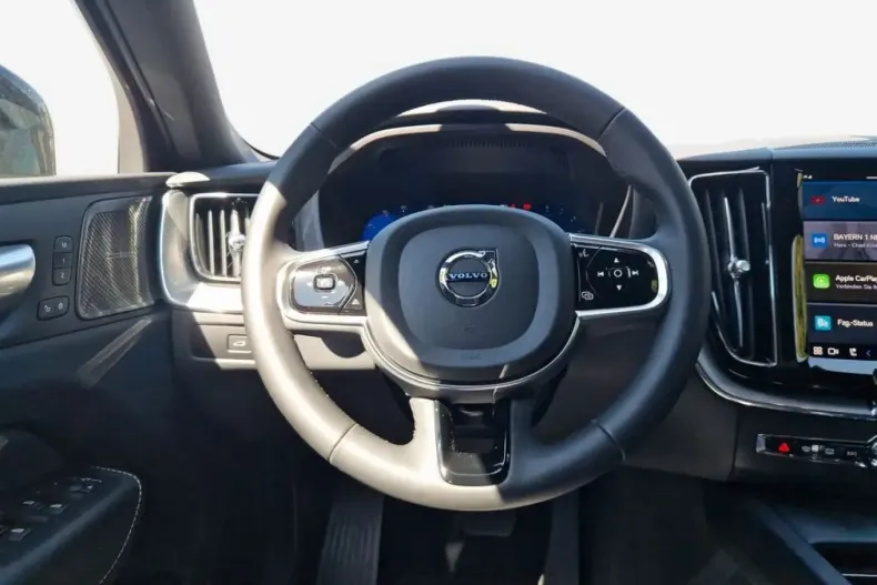 Volvo XC60 din 2024 cu 33.981 km - oferta VOL108016 - foto 17