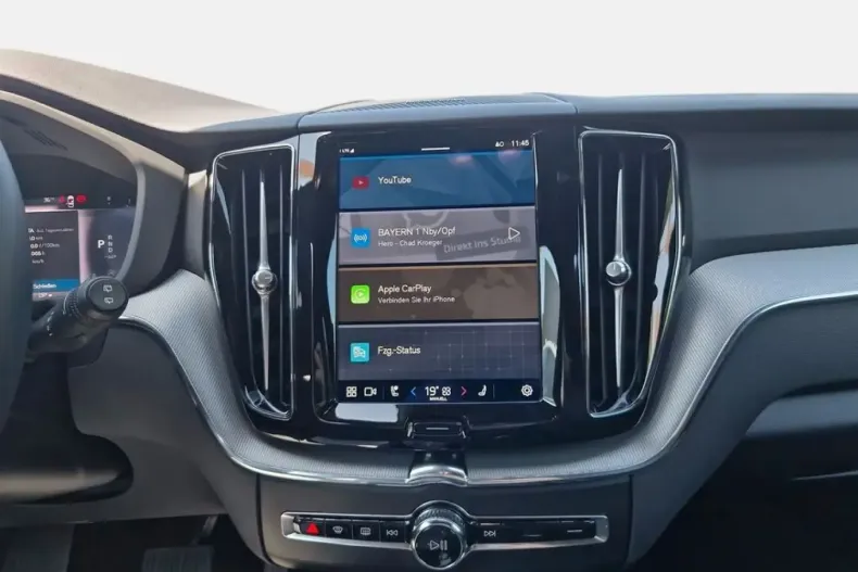 Volvo XC60 din 2024 cu 33.981 km - oferta VOL108016 - foto 19