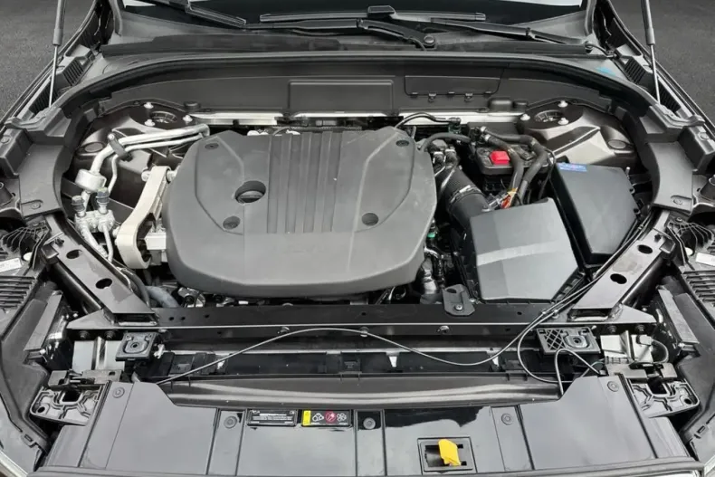 Volvo XC60 din 2024 cu 7.824 km - oferta VOL108017 - foto 7