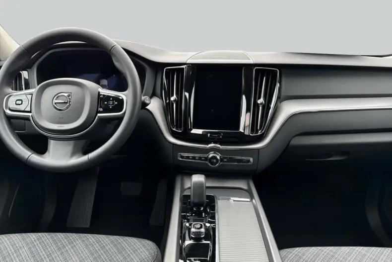 Volvo XC60 din 2024 cu 7.824 km - oferta VOL108017 - foto 14