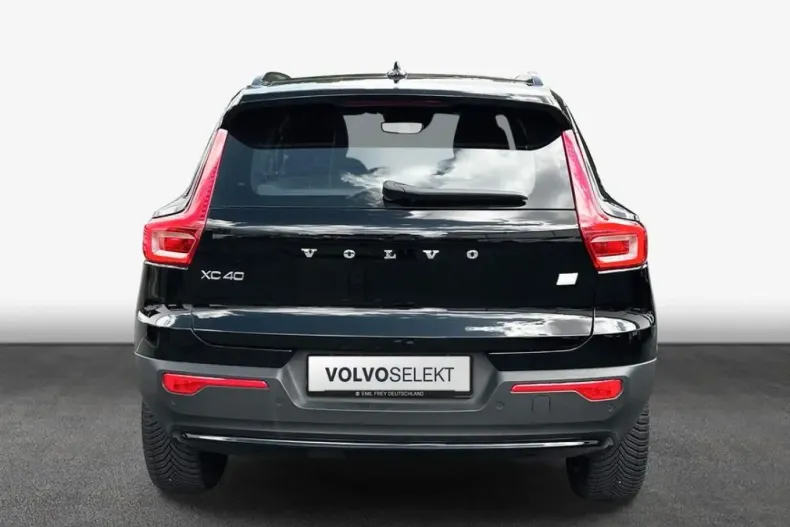 Volvo XC40 din 2022 cu 25.691 km - oferta VOL108018 - foto 5