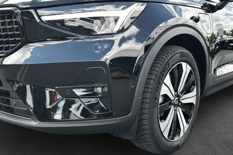 Volvo XC40 din 2022 cu 25.691 km - oferta VOL108018 - foto 6