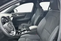 Volvo XC40 din 2022 cu 25.691 km - oferta VOL108018 - foto 11