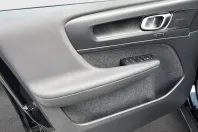 Volvo XC40 din 2022 cu 25.691 km - oferta VOL108018 - foto 20