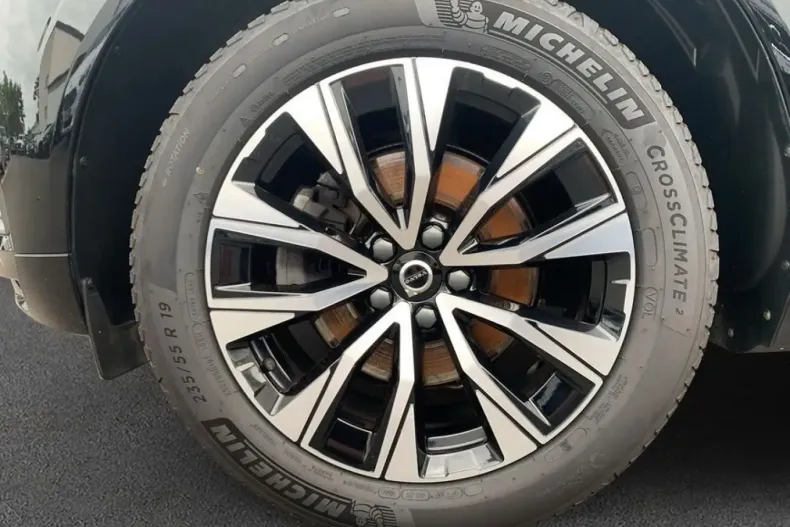 Volvo XC60 din 2024 cu 23.877 km - oferta VOL108021 - foto 7