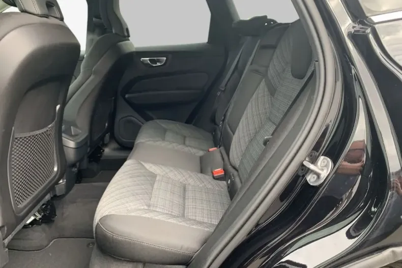 Volvo XC60 din 2024 cu 23.877 km - oferta VOL108021 - foto 12