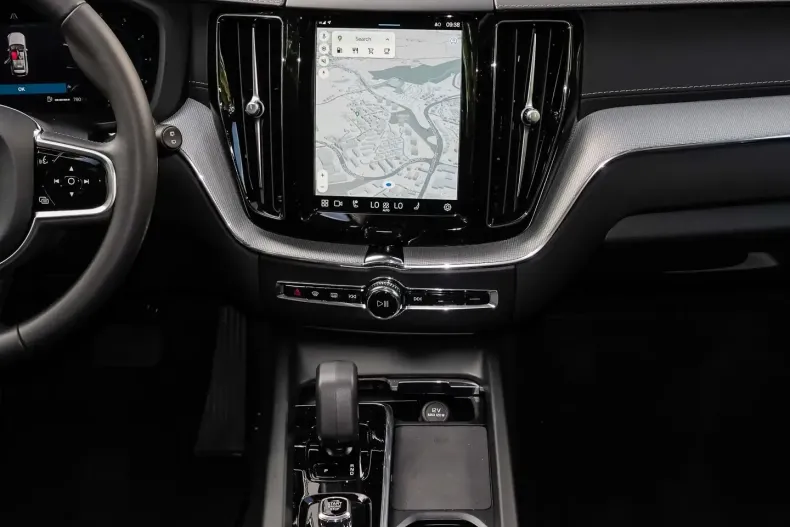 Volvo XC60 din 2023 cu 16.140 km - oferta VOL108024 - foto 9