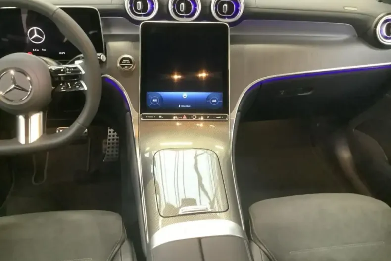 Mercedes-Benz GLC 300 din 2025 cu 10.000 km - oferta MER108028 - foto 10