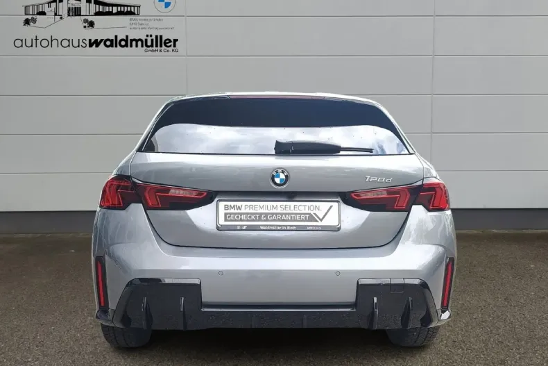 BMW 120 din 2024 cu 24.920 km - oferta BMW108029 - foto 5