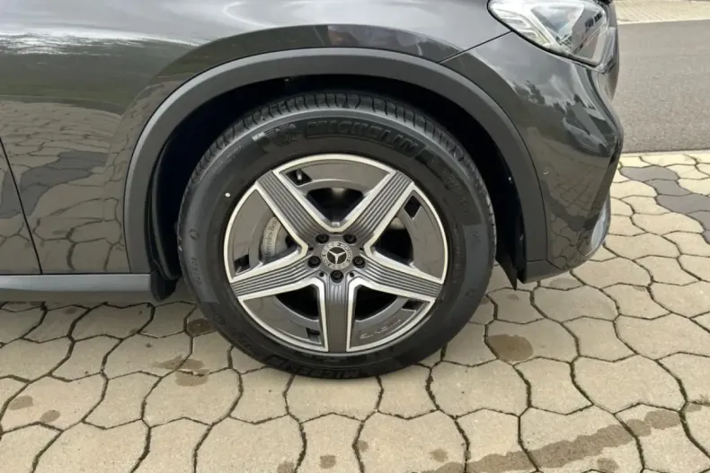 Mercedes-Benz GLC 300 din 2023 cu 53.145 km - oferta MER108030 - foto 6